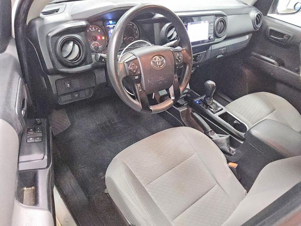 2022 TOYOTA TACOMA SR5 — CKPT