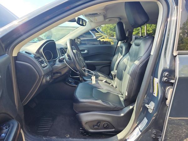 2017 JEEP COMPASS — DENT