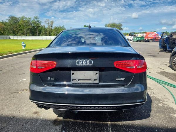 2015 AUDI A4 Premium — DIRR