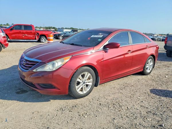 2012 HYUNDAI SONATA — DSFA — Front 3/4