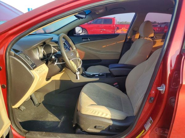 2012 HYUNDAI SONATA Middle-low level — DENT