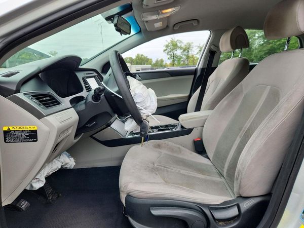 2016 HYUNDAI SONATA — DENT