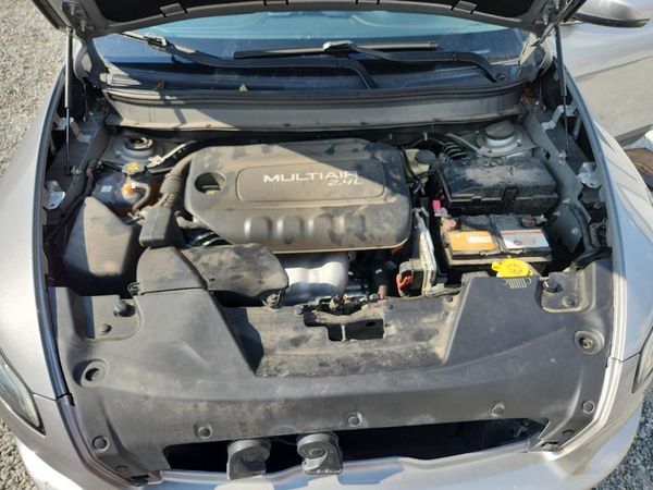 2016 JEEP CHEROKEE — Engine bay