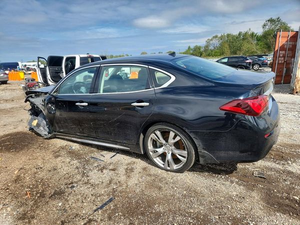 2019 INFINITI Q70 — DSRA
