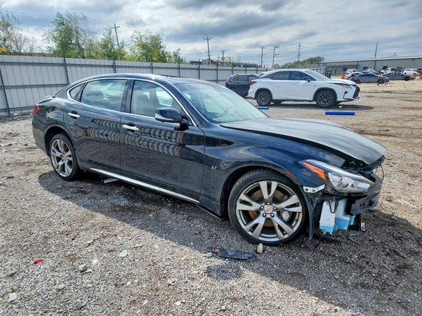 2019 INFINITI Q70 — Passenger 3/4