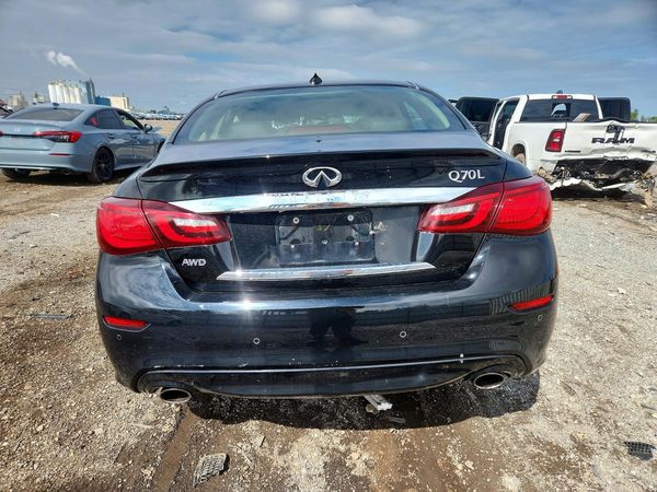 2019 INFINITI Q70 — DIRR