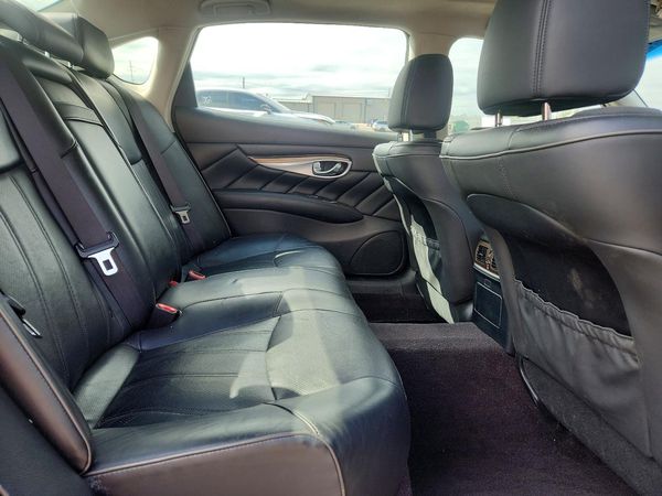 2019 INFINITI Q70 — PSRS