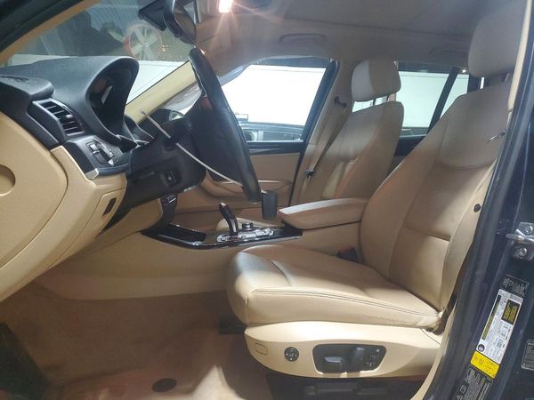 2013 BMW X3 xDrive28i — DENT