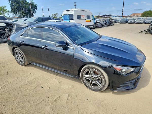 2022 MERCEDES-BENZ CLA CLA250-4M — Passenger 3/4