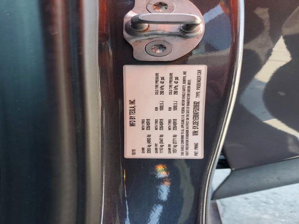 2019 TESLA MODEL 3 — VINS