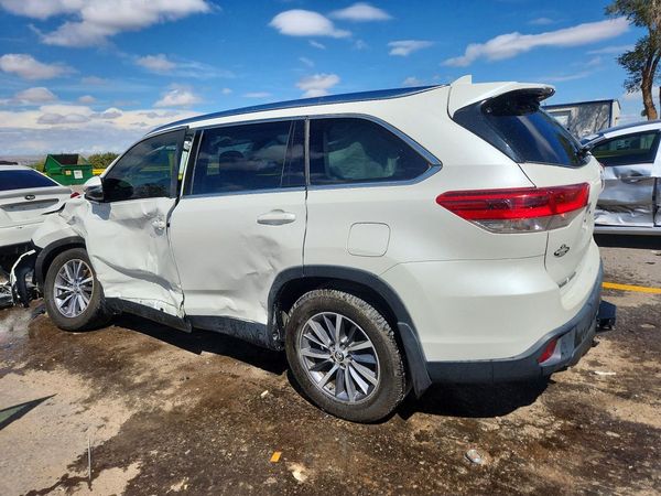 2019 TOYOTA HIGHLANDER SE/XLE — DSRA