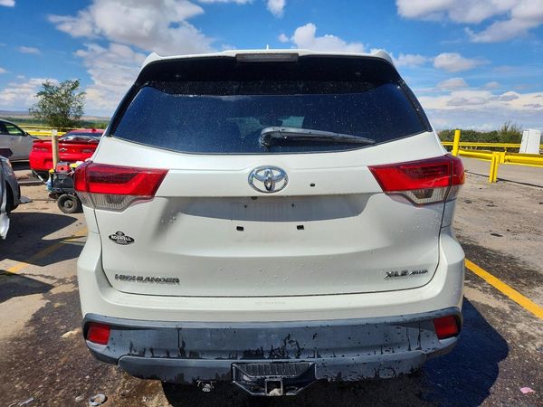 2019 TOYOTA HIGHLANDER SE/XLE — DIRR