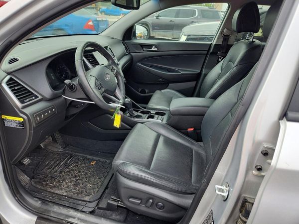2018 HYUNDAI TUCSON — DENT