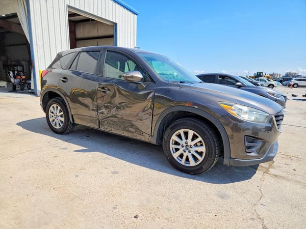 2016 MAZDA CX-5 Sport/GX — Passenger 3/4