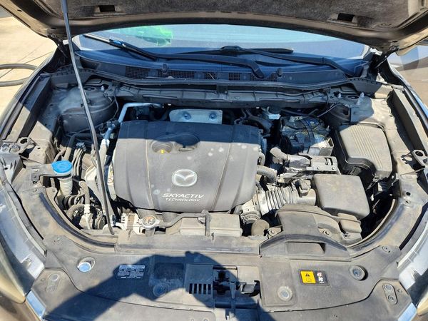 2016 MAZDA CX-5 Sport/GX — Engine bay