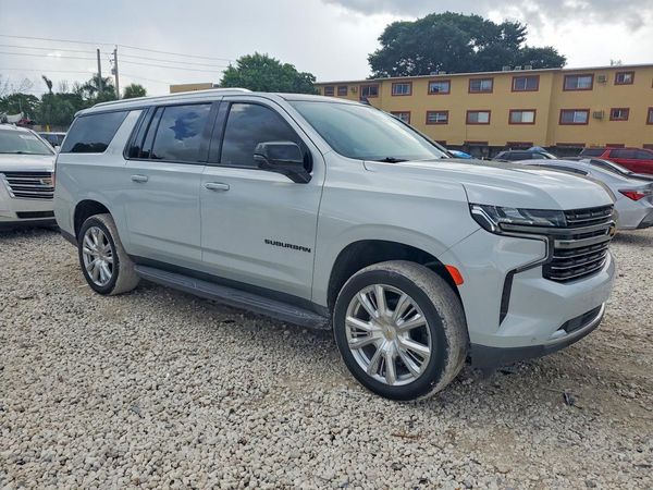 2022 CHEVROLET SUBURBAN RST — Passenger 3/4