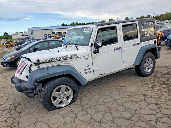 2015 JEEP WRANGLER UNLIMITED — DSFA — Front 3/4
