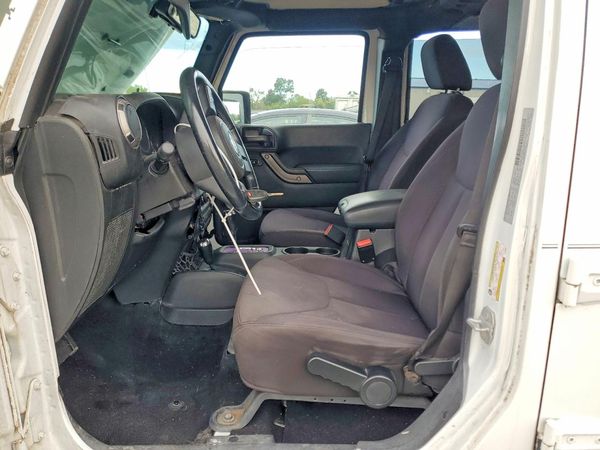 2015 JEEP WRANGLER UNLIMITED Sport — DENT