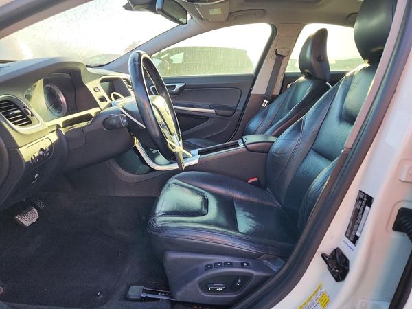 2013 VOLVO S60 — DENT