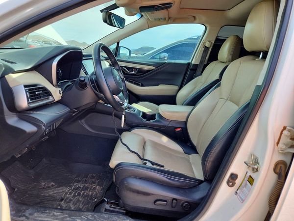2020 SUBARU OUTBACK Limited+M/R+NAVI(HK) — DENT
