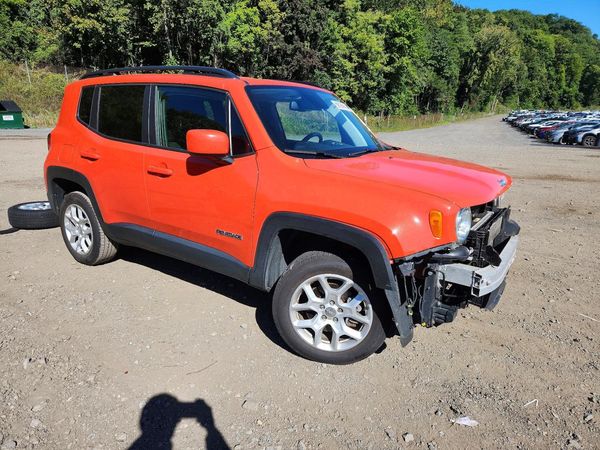 2018 JEEP RENEGADE — Passenger 3/4