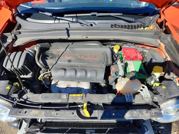 2018 JEEP RENEGADE — Engine bay