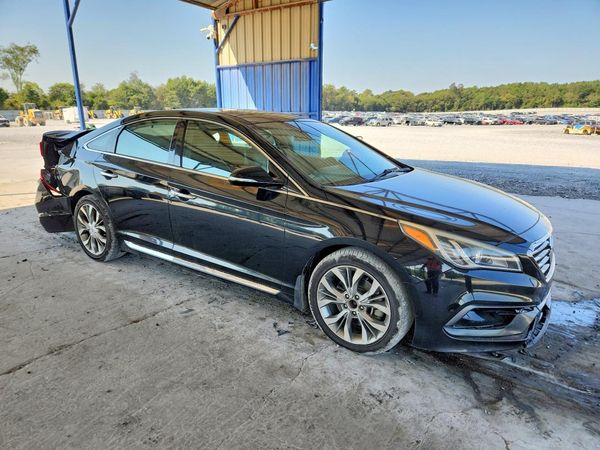 2015 HYUNDAI SONATA — Passenger 3/4