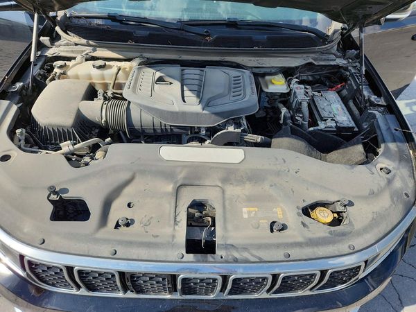 2025 JEEP WAGONEER Base — Engine bay