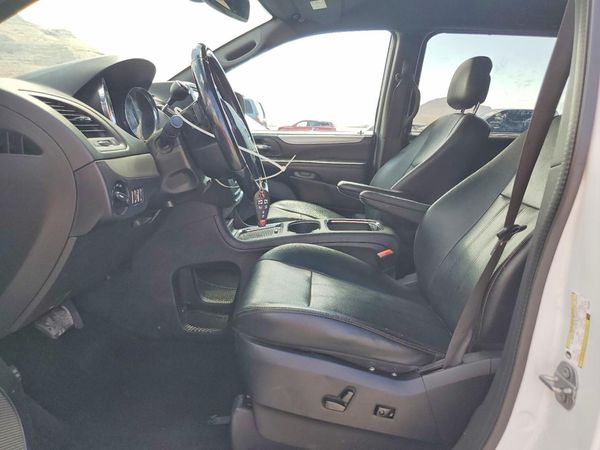 2019 DODGE GRAND CARAVAN — DENT