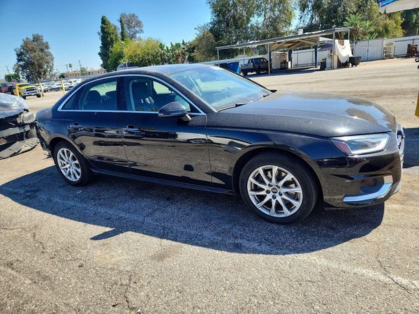 2022 AUDI A4 quattro Premium — Passenger 3/4