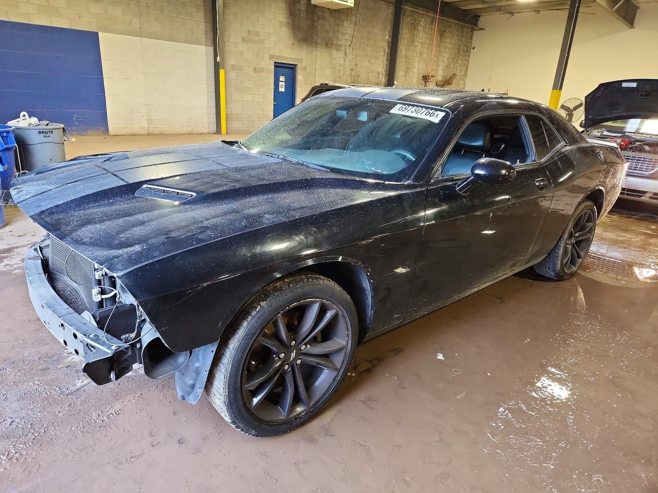2017 DODGE CHALLENGER SXT — Front 3/4