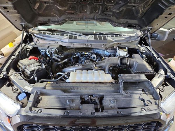 2022 FORD F150 — Engine bay