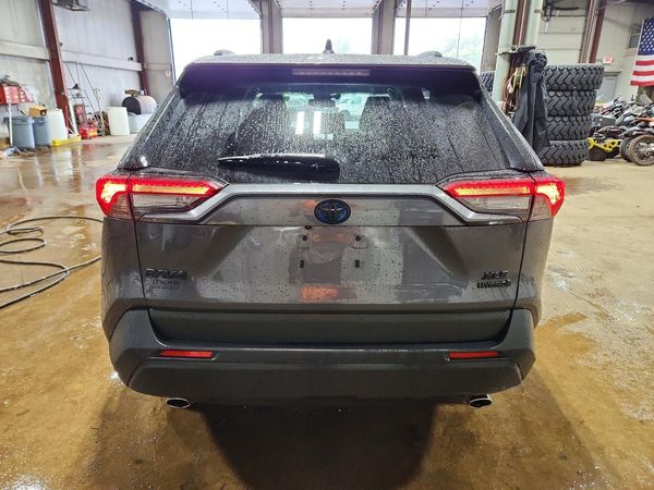 2023 TOYOTA RAV4 XLE — DIRR