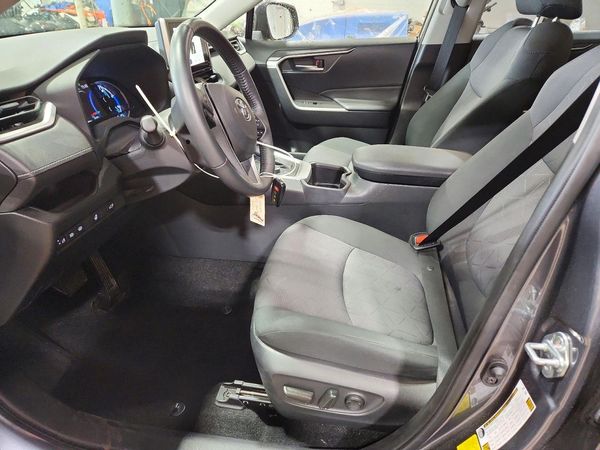 2023 TOYOTA RAV4 XLE — DENT