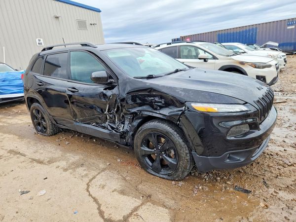 2017 JEEP CHEROKEE — Passenger 3/4