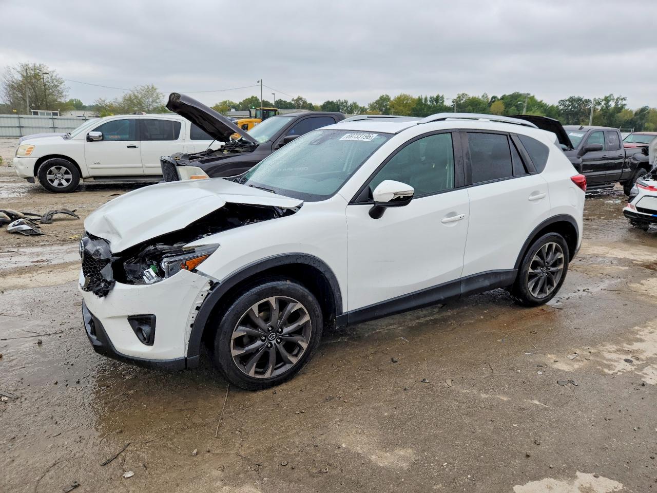 2016 MAZDA CX-5 Grand Touring/GT — Front 3/4