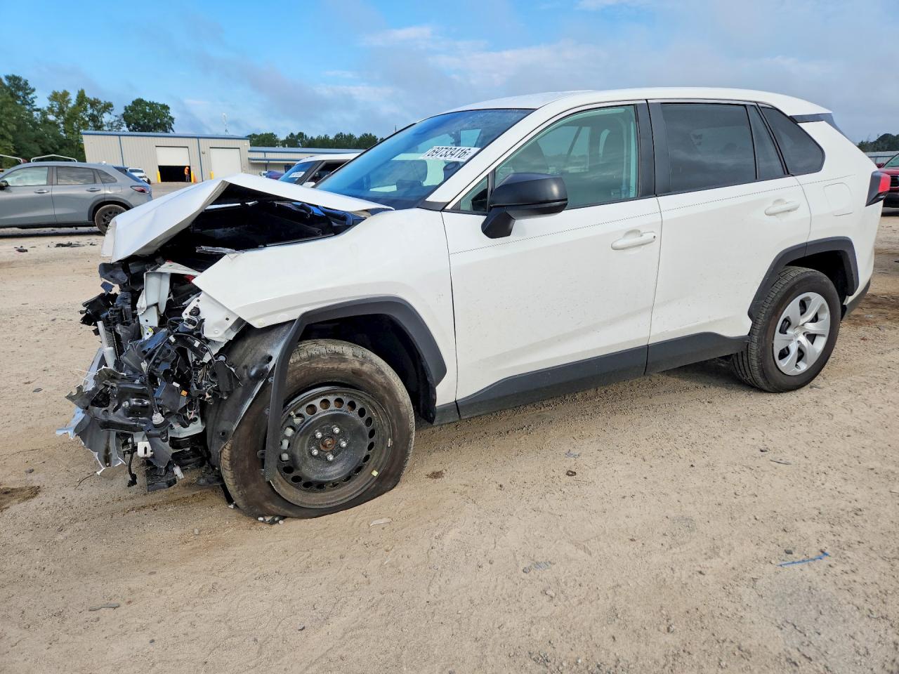 2024 TOYOTA RAV4 LE — Front 3/4