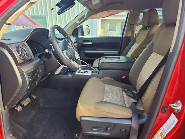 2019 TOYOTA TUNDRA SR5 Grade — DENT