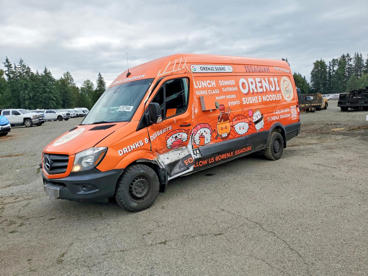 2014 MERCEDES-BENZ SPRINTER — Front 3/4