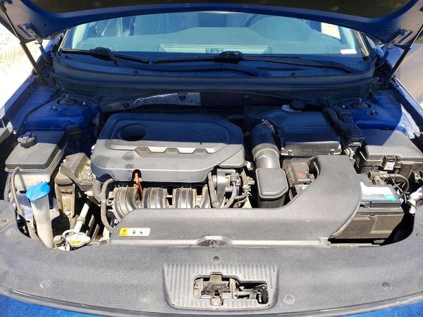 2017 HYUNDAI SONATA SE, Eco — Engine bay