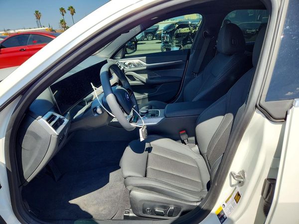 2025 BMW I4 — DENT