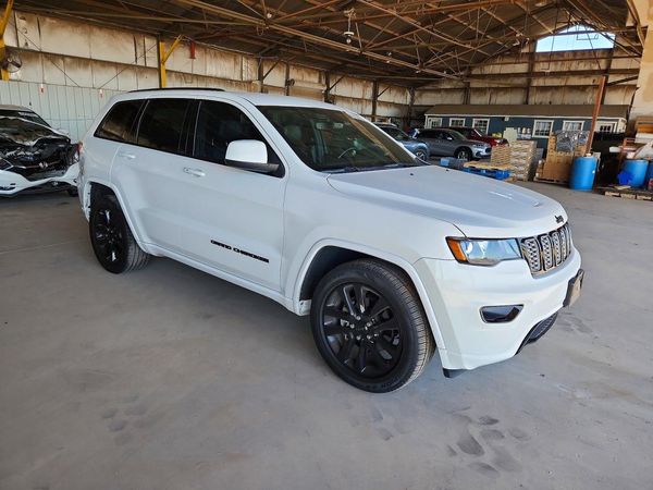2019 JEEP GRAND CHEROKEE — Passenger 3/4