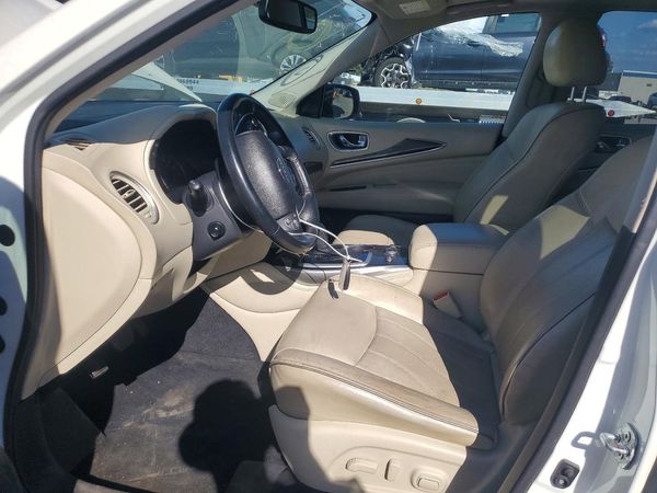 2017 INFINITI QX60 — DENT