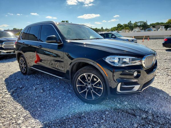 2017 BMW X5 xDrive35i — Passenger 3/4