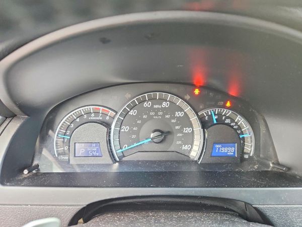 2014 TOYOTA CAMRY — ODOM