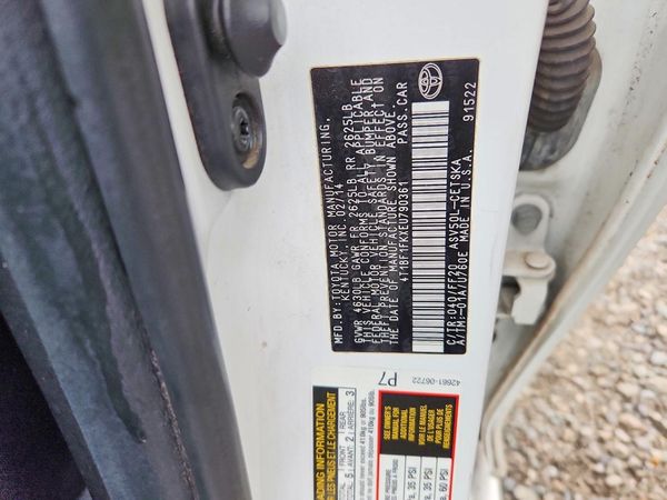 2014 TOYOTA CAMRY — VINS