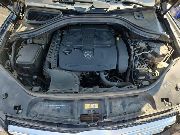 2016 MERCEDES-BENZ GLE — Engine bay