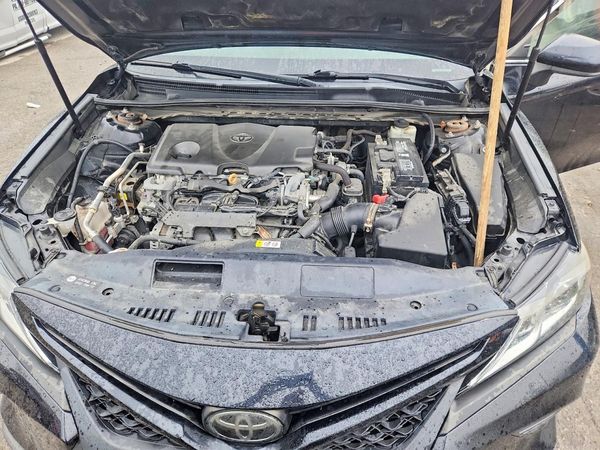 2018 TOYOTA CAMRY L/LE/SE/XLE — Engine bay