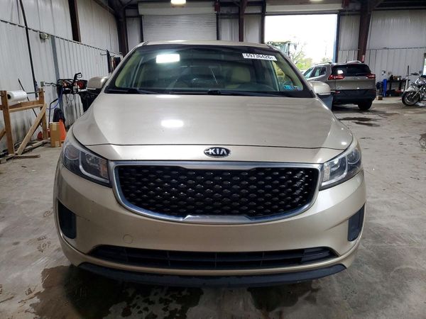 2017 KIA SEDONA LX — DIRF