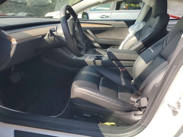 2023 TESLA MODEL 3 — DENT